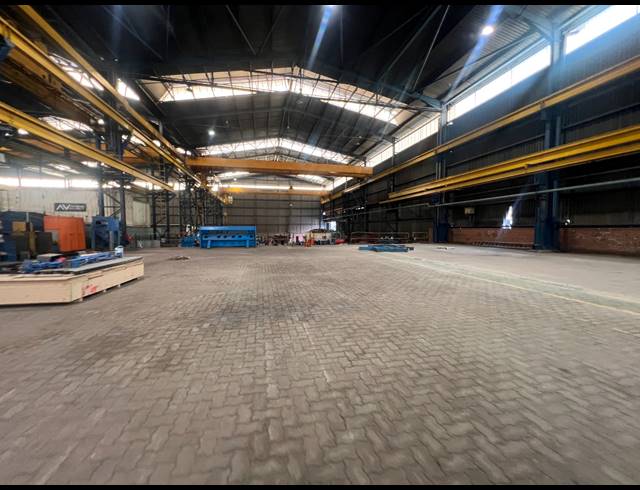 3,000M² FACTORY TO LET IN ROODEKOP